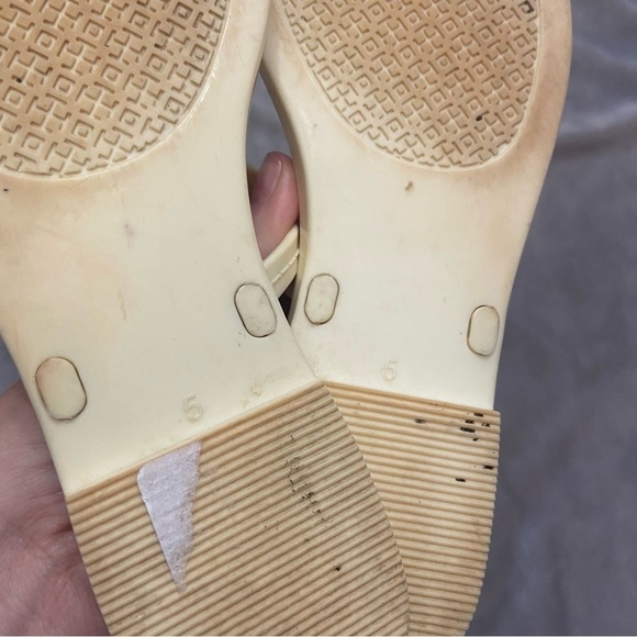 Tory Burch mini miller jelly sandals cream and gold - Picture 7 of 7